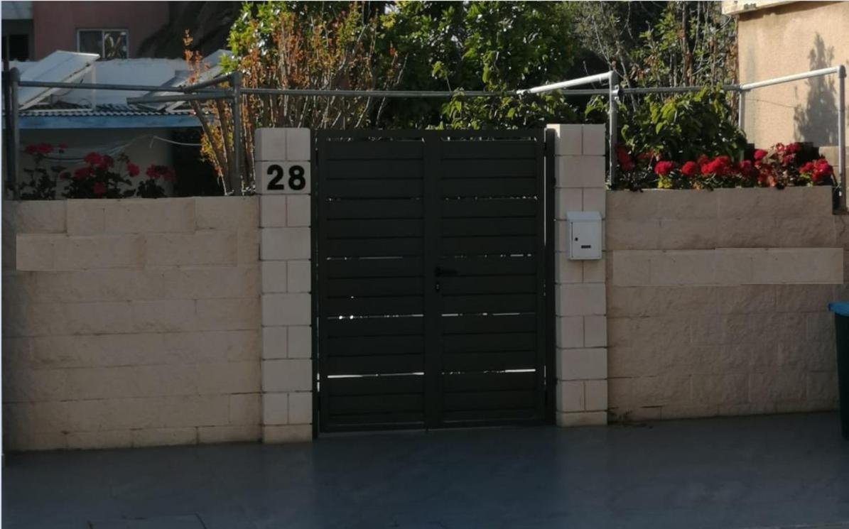 Alekas Pool And Garden Home Paphos Exterior photo